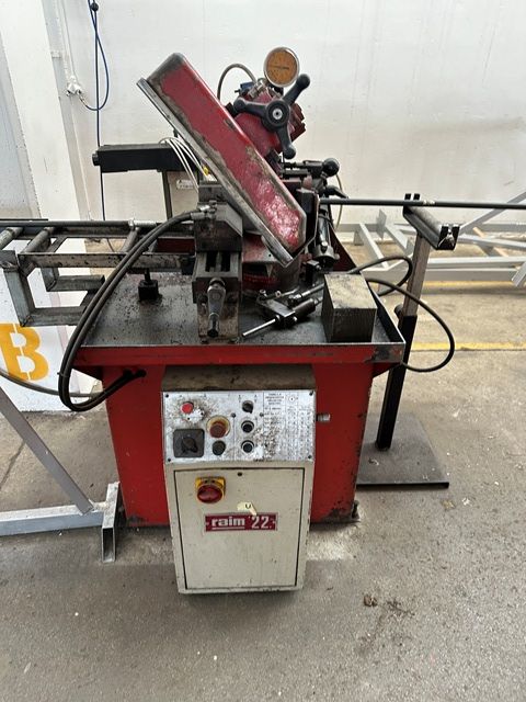 4TC052504-Caselli-Group-MITRE-SAW-FOR-IRON-RAIM-22 (4).JPG